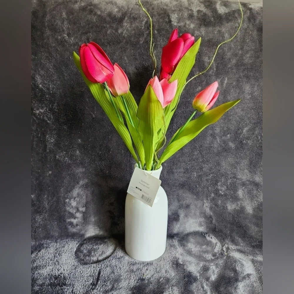 NWT summer pink Tulip Floral Arrangement in White Ceramic Pot, 17
